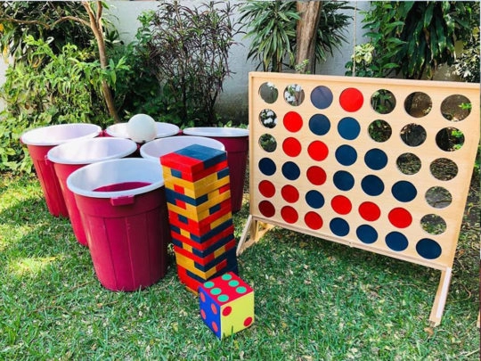 Juegos gigantes